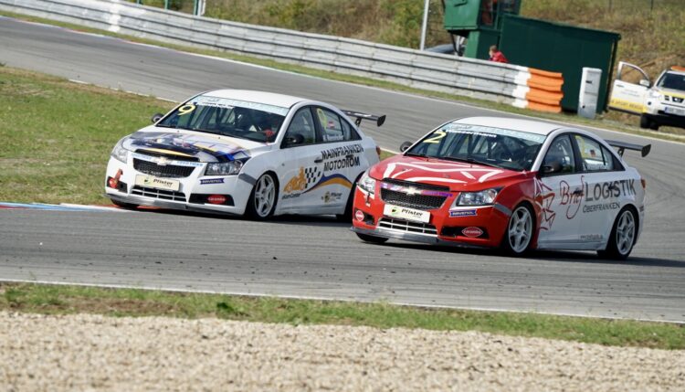 David Wassermann Wins Cruze Cup by Last Turn Overtake