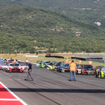 Jedlinski-Lisowski Crew Dominates Endurance Race