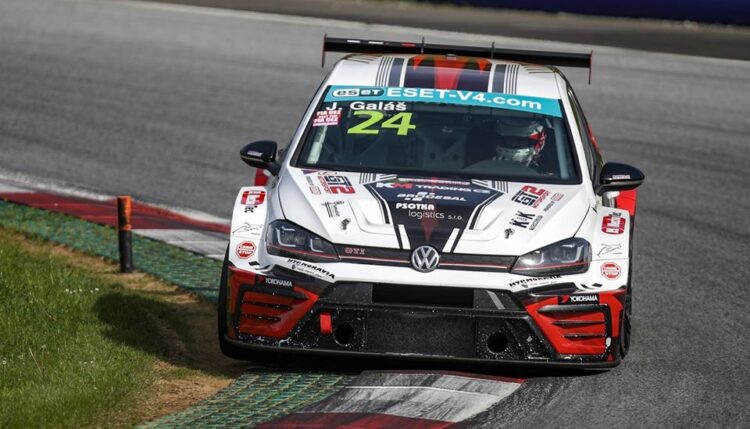 Jáchym Galáš to try to win TCR title