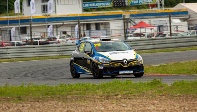 Sandström enters Clio Cup