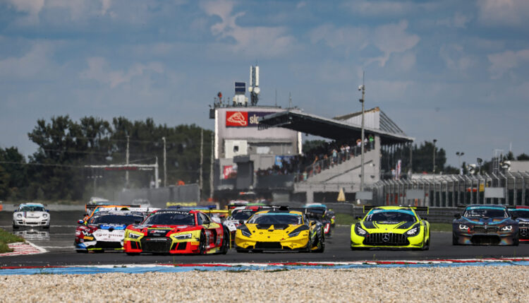 Fight for the ESET GT championship continues at Slovakia Ring