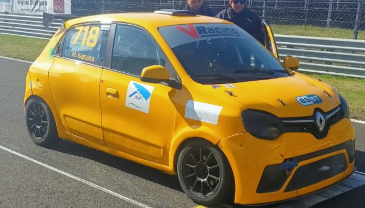 Matej Ivanuša won the dramatic Twingo Cup race