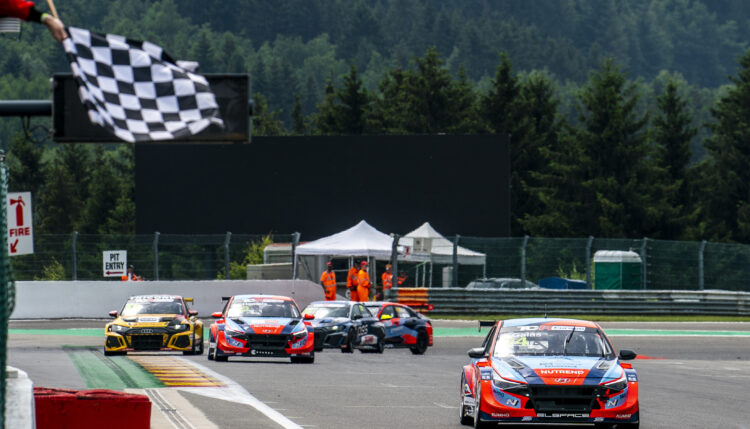 Jáchym Galáš, offspring of TCR Eastern Europe, won in Spa-Francorchamps