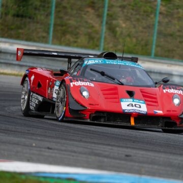 Antonín Herbeck leads his Pagani Zonda to victory