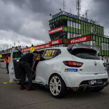 Martin Kadlečík moves to Clio Cup