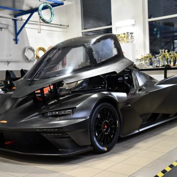 Janík Motorsport acquired KTM X-BOW and is heading to ESET Cup