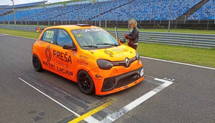 Rok Cerar wins red-flagged Twingo Cup race