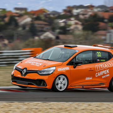 Libor Horák returns to the wheel of the Clio IV after a year-long break