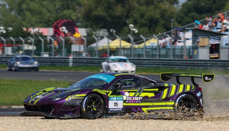 Miro Konopka wins the qualifying session, Kriystian Korzeniowski is the fastest among GT cars