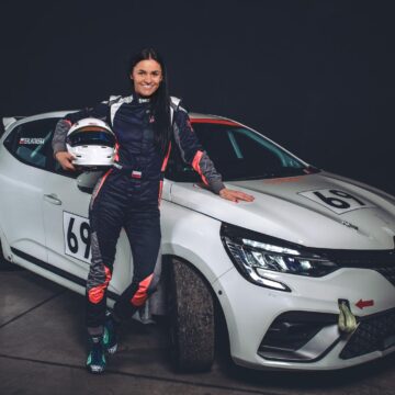 Young female drivers are going to race in the F4 CEZ, Clio Cup and Twingo Cup series